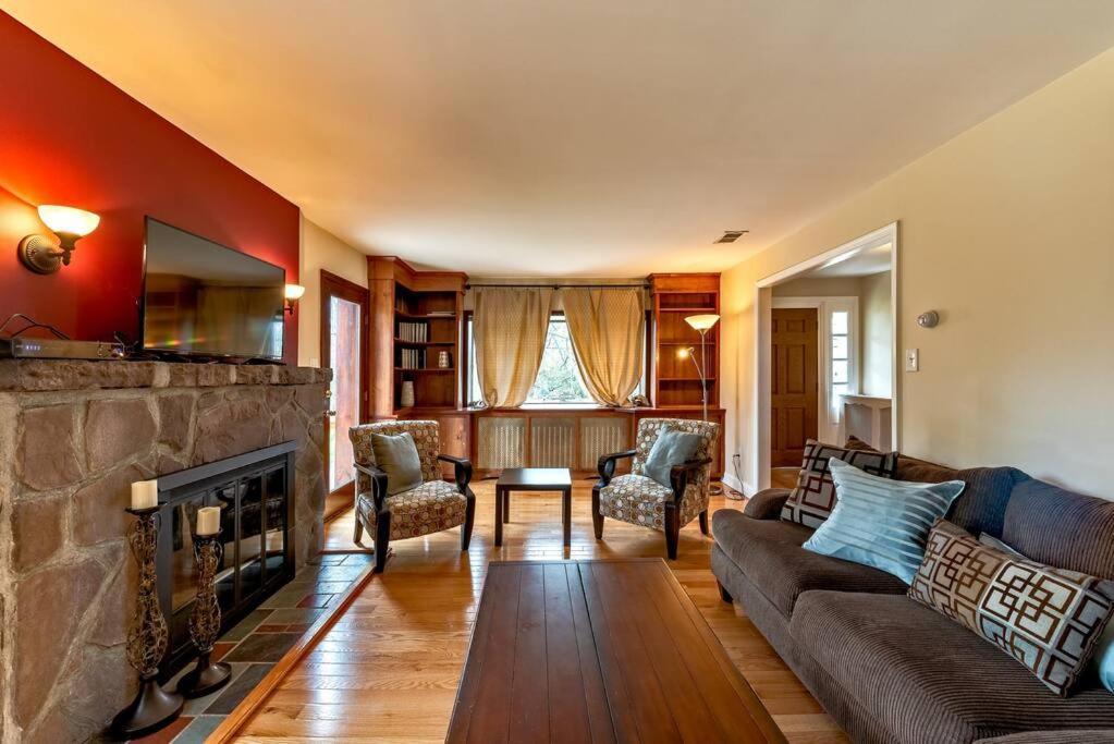 5 Bdrm House Horsham