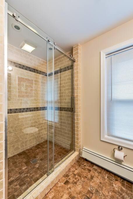 Holiday home 5 Bdrm House Horsham